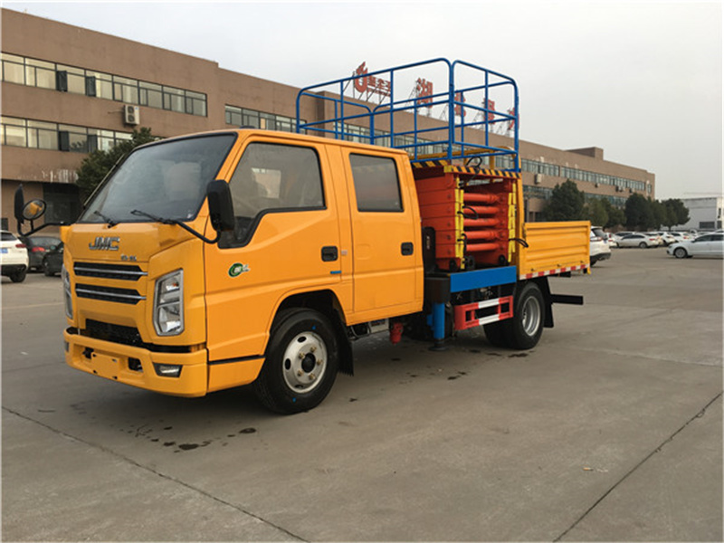 (國(guó)六)江鈴10米剪叉式升降平臺(tái)高空作業(yè)車
